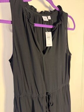 GAP Black Sleeveless V-Neck Drawstring dress size XS